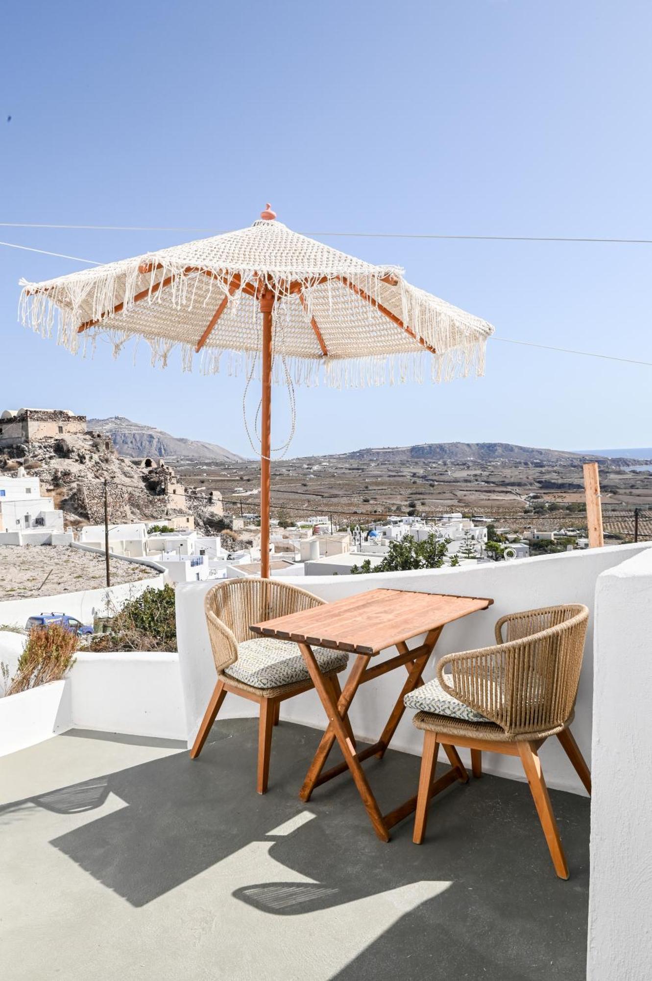 White Curves Santorini Bed & Breakfast Akrotírion Dış mekan fotoğraf